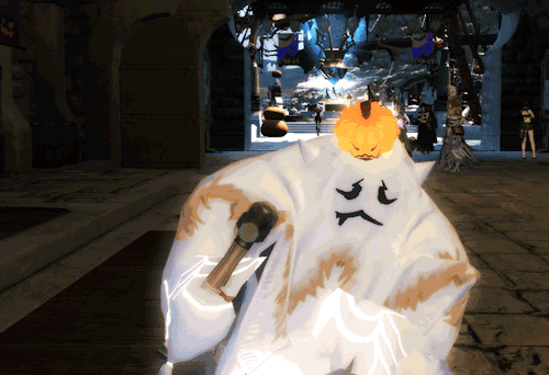 whm-sical:  *Remembers why this thing has stayed in the back of her in-game closet all year.*