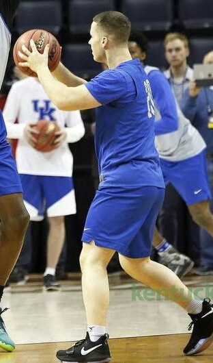 bromancebooty:Brad Calipari - cakes on deck