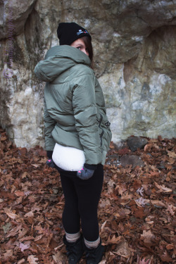 daddysspicyprincess:  Daddy took me on a hike all padded up today! My nappy kept my bum nice and warm &lt;3 xoxo Spice Princess 