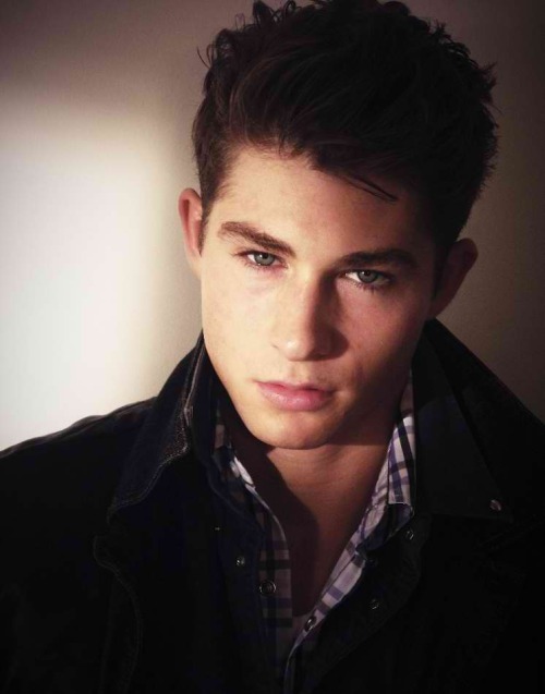 eclettichevisioni:  Alex Santaniello | his eyes