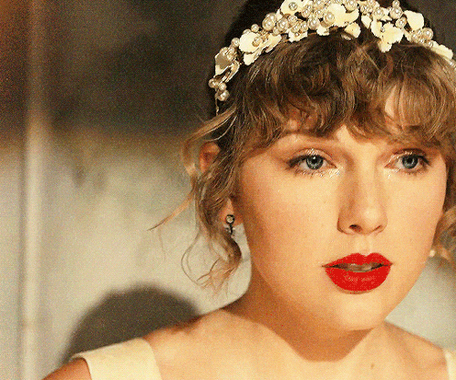 Evermore || Taylor Swift [Dec. 11, 2020]