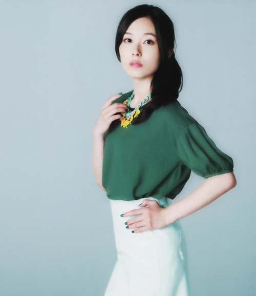 animage:  寿美菜子