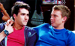 onlymywishfulthinking:  WilSon + Will looking at Sonny while Sonny looks elsewhere