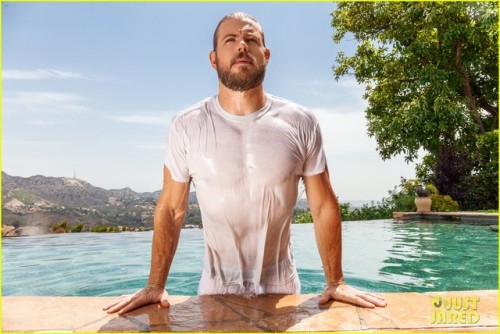  Trevor Donovan  