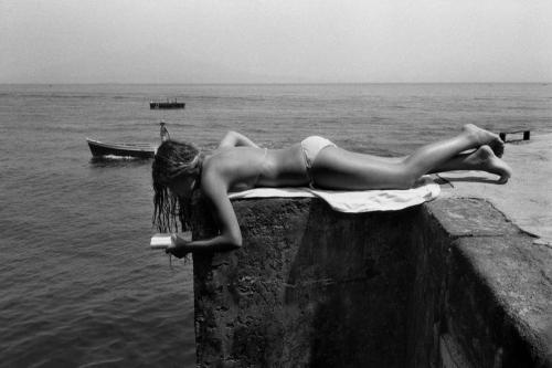 last-picture-show:Josef Koudelka, Naples, 1979