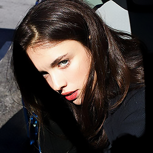 lud6strangergirl - Lud6BadGirl