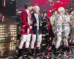 littleshinee-deactivated2017050:  SHINee in their own world… 