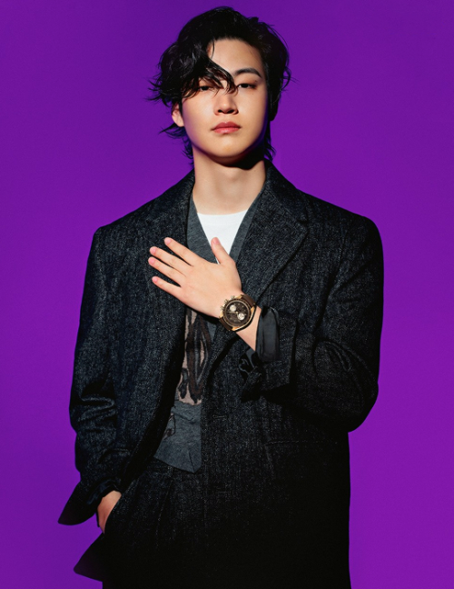 JAY B (GOT 7)Esquire Korea (January 2022)