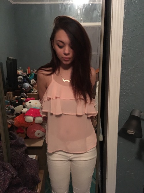 kitten-princess-space: what’s beneath these big girl clothes