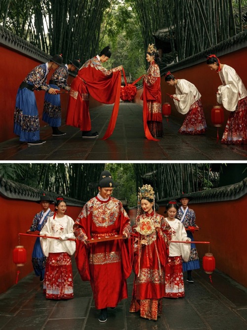 chinese costume