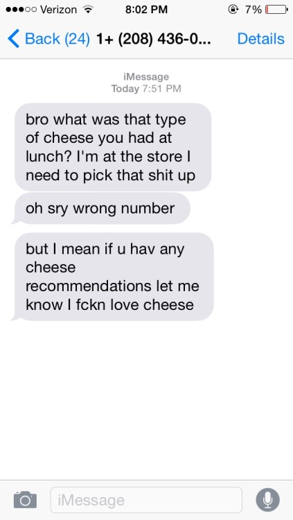 bruins-babe:I love when strangers text me