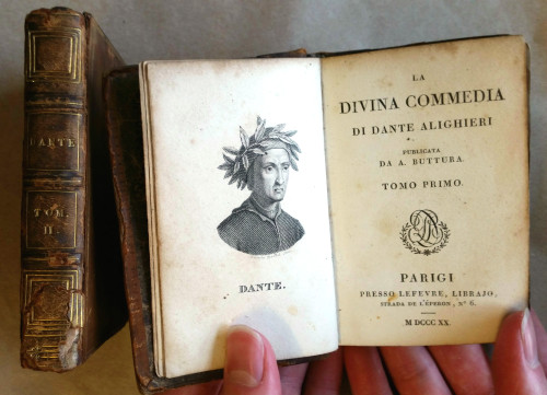 oxfambooksn1:Look at this precious, tiny edition of The Divine Comedy. Look at it.Published 1820 in 