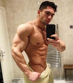 whitepapermuscle: Marino Katsouris