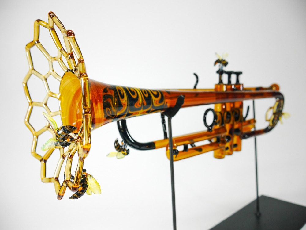 roll0ne:    Etai Rahmil x Phil Siegel  ‘Bee Trumpet’   Another!!!! Second born