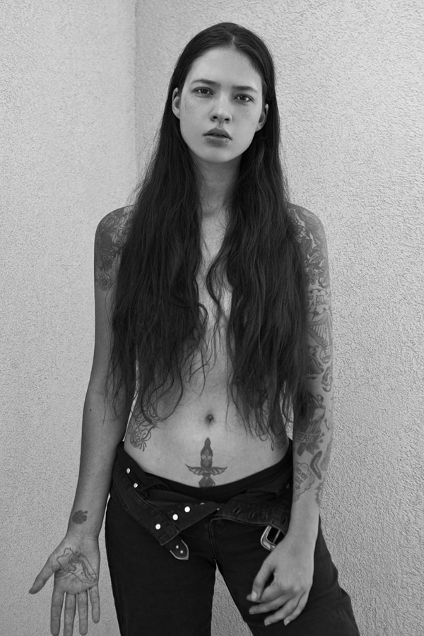 REVOLVVER