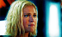 bellaarke:The Hairstyles Of Clarke Griffin: #12 - The Short Hair