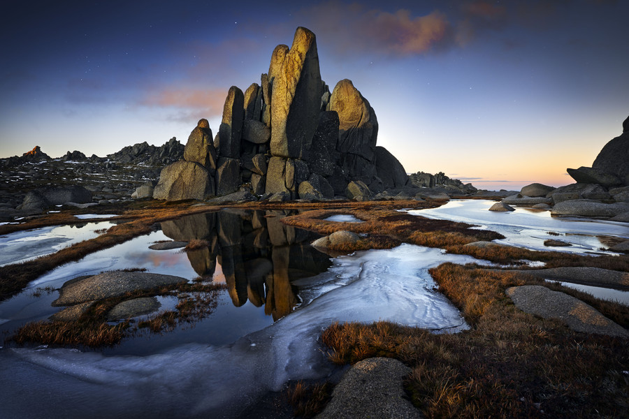 jakewi:  arctic towers by GlennAddison