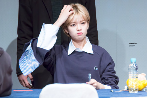 fy-jeongyeon: © Jeongyeon Studio | Do not edit. ( 1 / 2 )