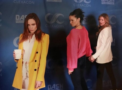 4alarmfirecracker:katrinalaw Choose your own adventure! @clexacon @caitylotz @jesmacallan #alltheshi