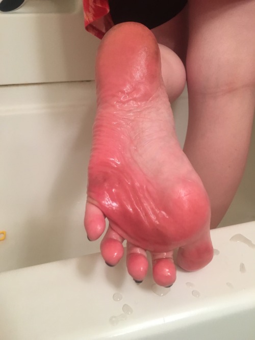 Rinsed my dirty feet off before hopping into a warm bubble bath!