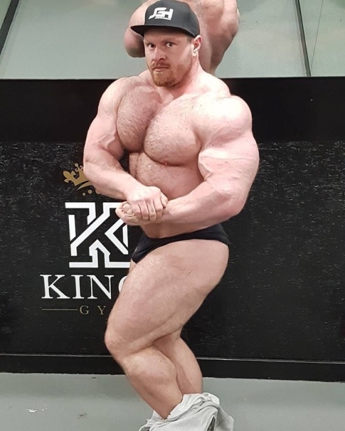 hairybodybuilders:James Hollingshead