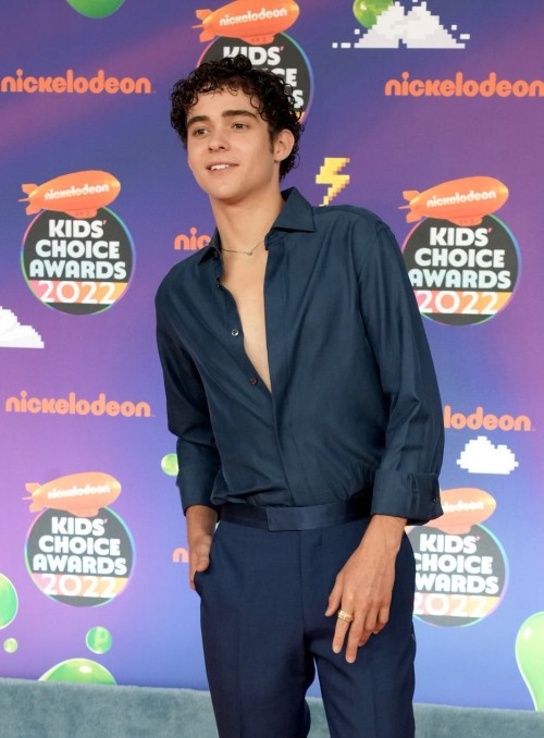 loveallthegays: Joshua Bassett attends the Nickelodeon’s Kids’ Choice Awards 2022