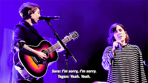 saraquinz:Sara throws some criticism at Hop a Plane. (x)