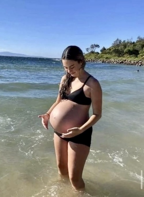❤️🤰🏼👙