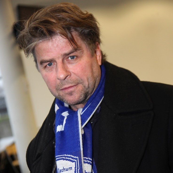 famousnudenaked:  Uwe Fellensiek Frontal Nude in SK Kölsch (1999)
