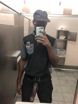 mrdeepdick:  Co-worker Showing What He Working Wit 🍆💯 