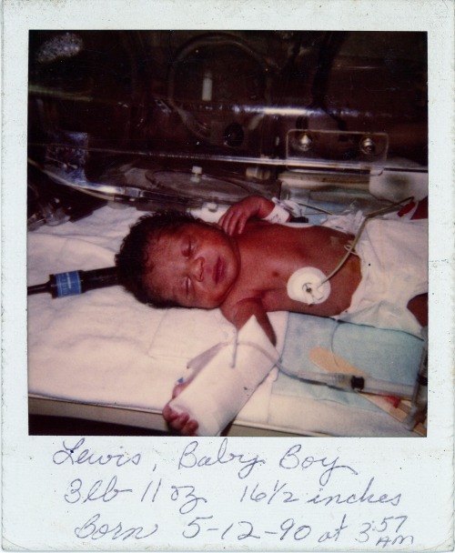 “Lewis, Baby Boy. 3 lb 21 oz 16 ½ inches. Born 5-12-90 at 3:57 AM”. This meticulo