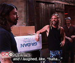 foofightersgifs-deactivated2016:  x 