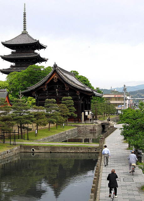 To-ji Temple,Kyoto,Japan/京都・東寺 by nagatak on Flickr.