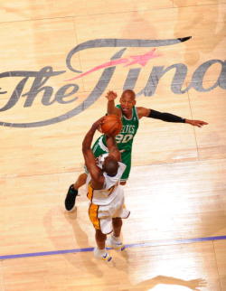 thelakersshowtime:  Game 5 of the 2008 NBA Finals. 