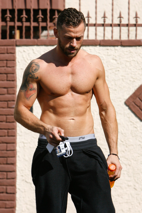 Simply Hot Guys