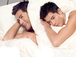 igifwhatiwant:  I’m having another AARON KWOK moment - again. I just need five minutes. 