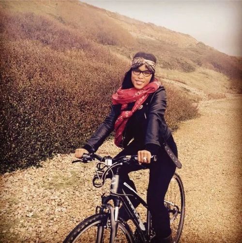 blackgirlsdobike:  EVE