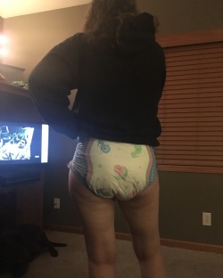 diapercouple360:  That butt😀😊