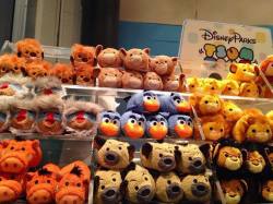 bammshee:  mammacarnage:  tsumtsumcorner:  The Lion King Tsum Tsums have already been released at Disneyland Paris.  Aahhh!!   @sophiemarierobins SOOOOOOOPHIE!!!!!!!!!!!