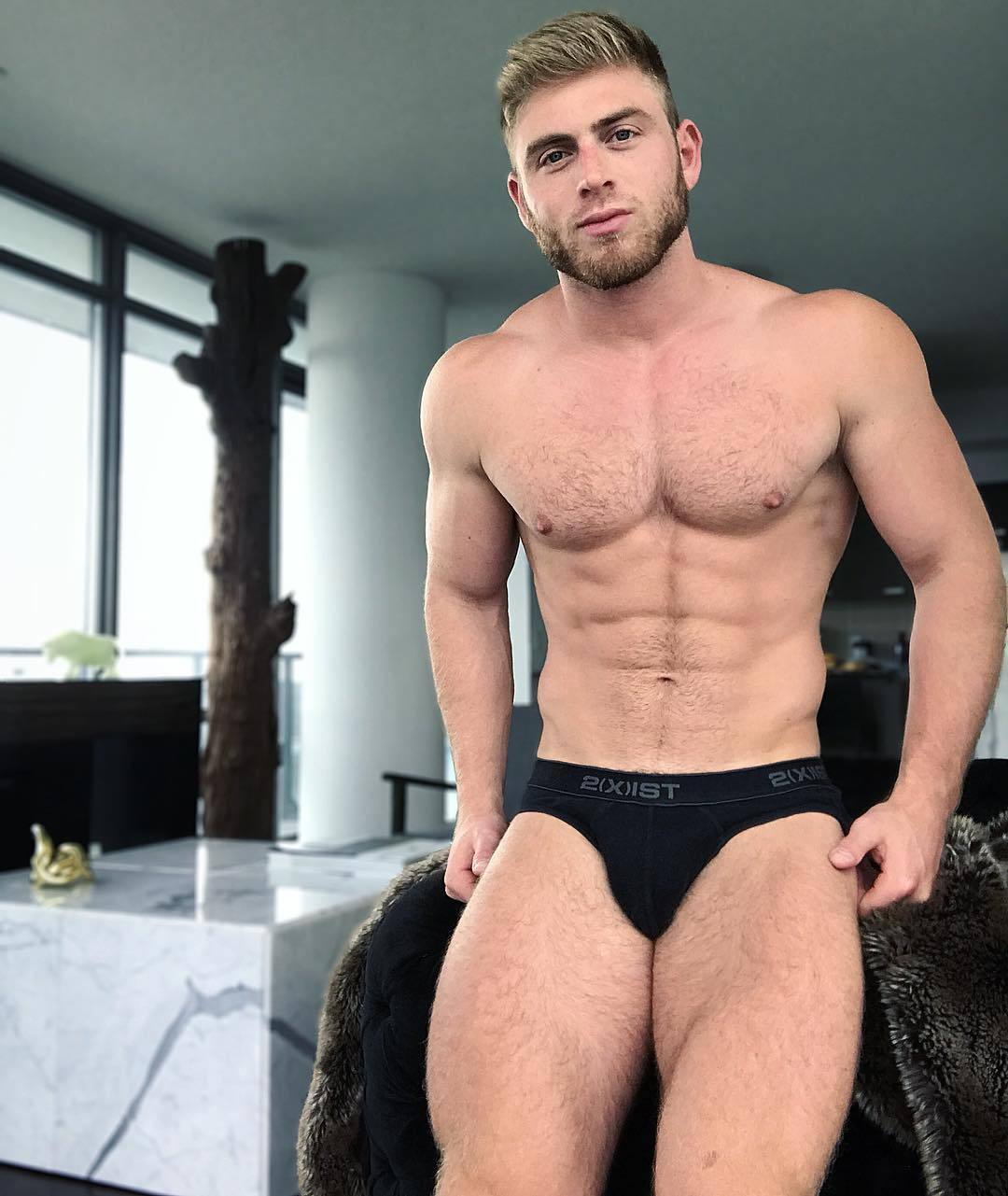 HOT MEN