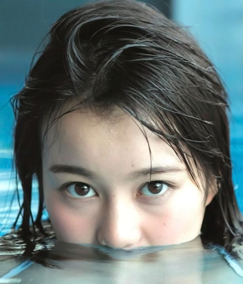 46wallpapers:  Erika Ikuta - 1st Photobook “Tenchou(Modulation)” 