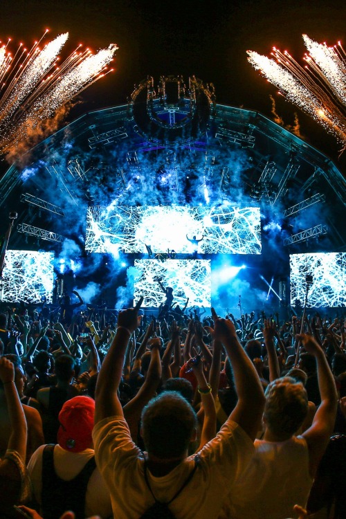 edmvibe:  Ultra South Africa 2015 | RUDGR.COM