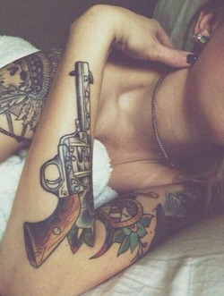 tattooac:  Tattoo Blog