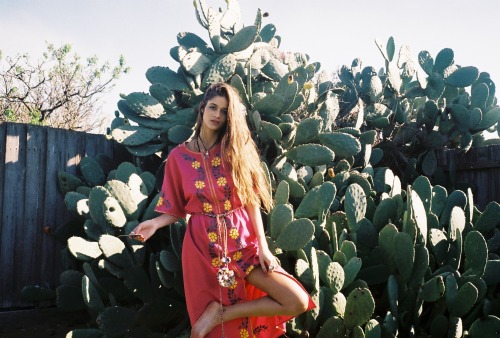 fern-and-planet:Fern & Planet.. Bare Feet, Long Hair, Vintage Dress, Clear Quartz and Cacti .. 