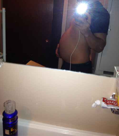 lilfratcub:  Blimpin out 