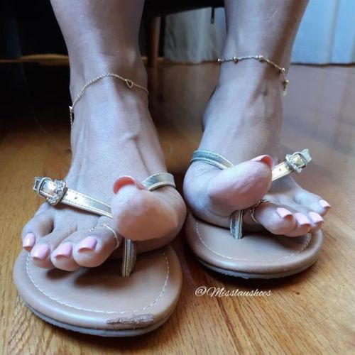 @misslaushoes #pies #pied #pieds #piedini #pés #pezinhos #barefoot #feet #foot #wrinkles #yog