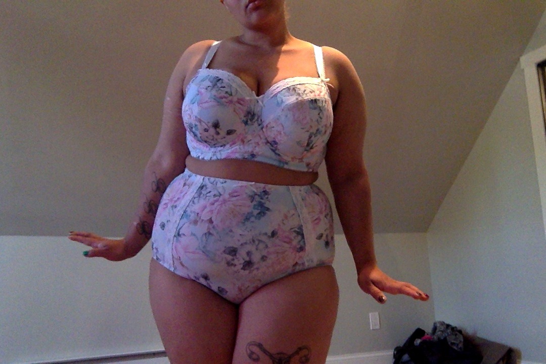 prettypattypapsmear:  some new undies i got in a bit ago. i havn’t done my hair