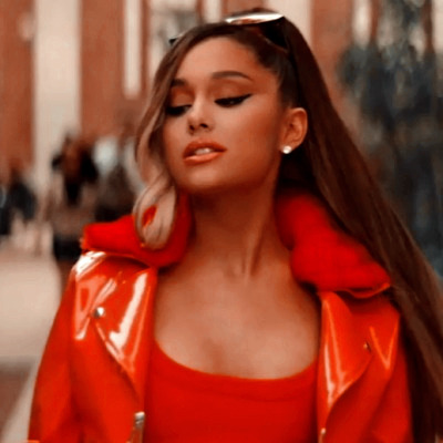 Ariana Grande 
like/reblog if using