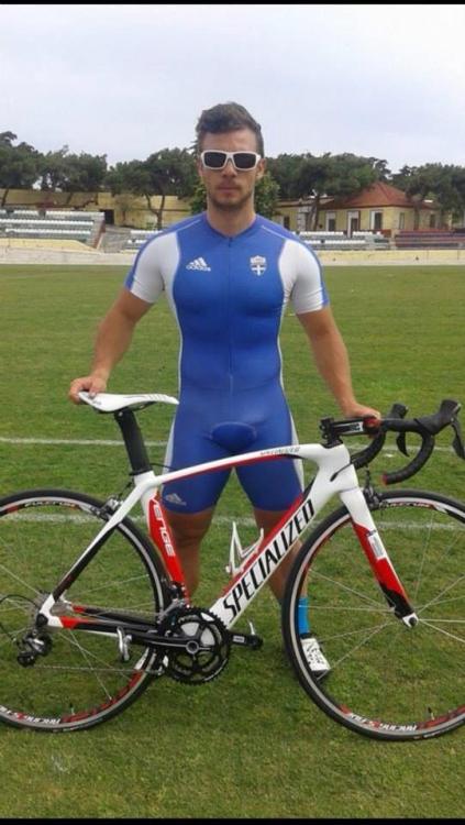 macho-butts:  Christos Volikakis