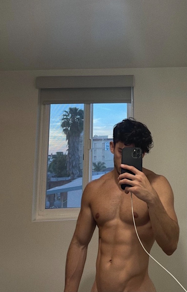 ustrap:Follow me  on instagram 🤎